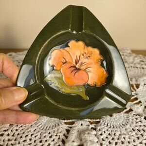 Vintage Moorcroft Hibiscus Ashtray – Dark Green English Art Pottery